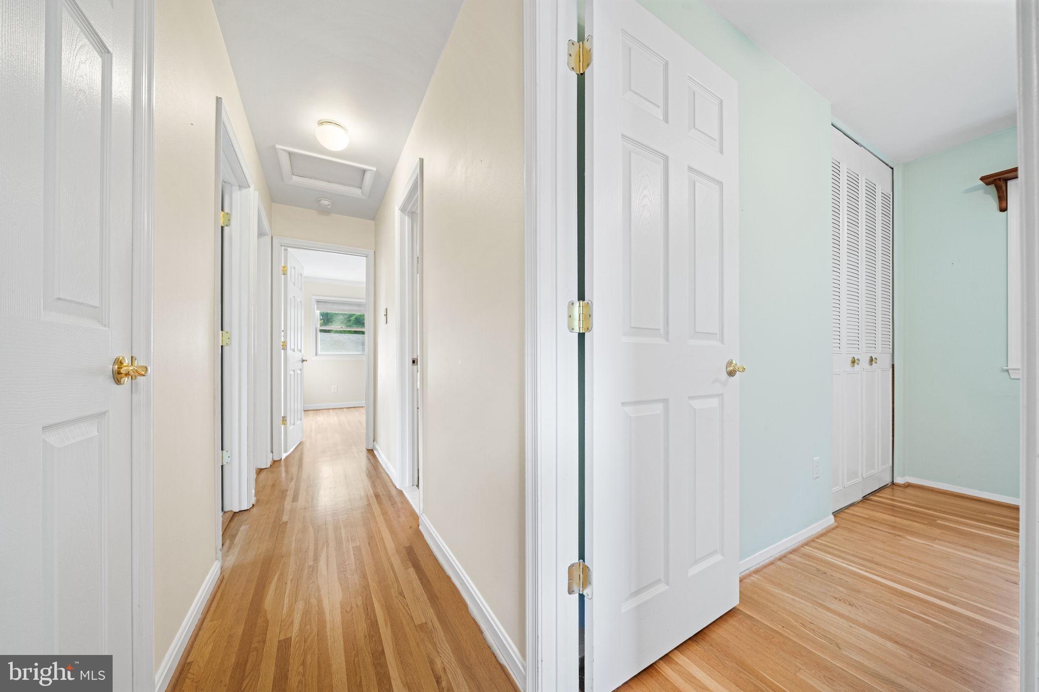 8522 Fairburn Drive Springfield, VA 22152 - Photo 19 of 43 Upper Hallway