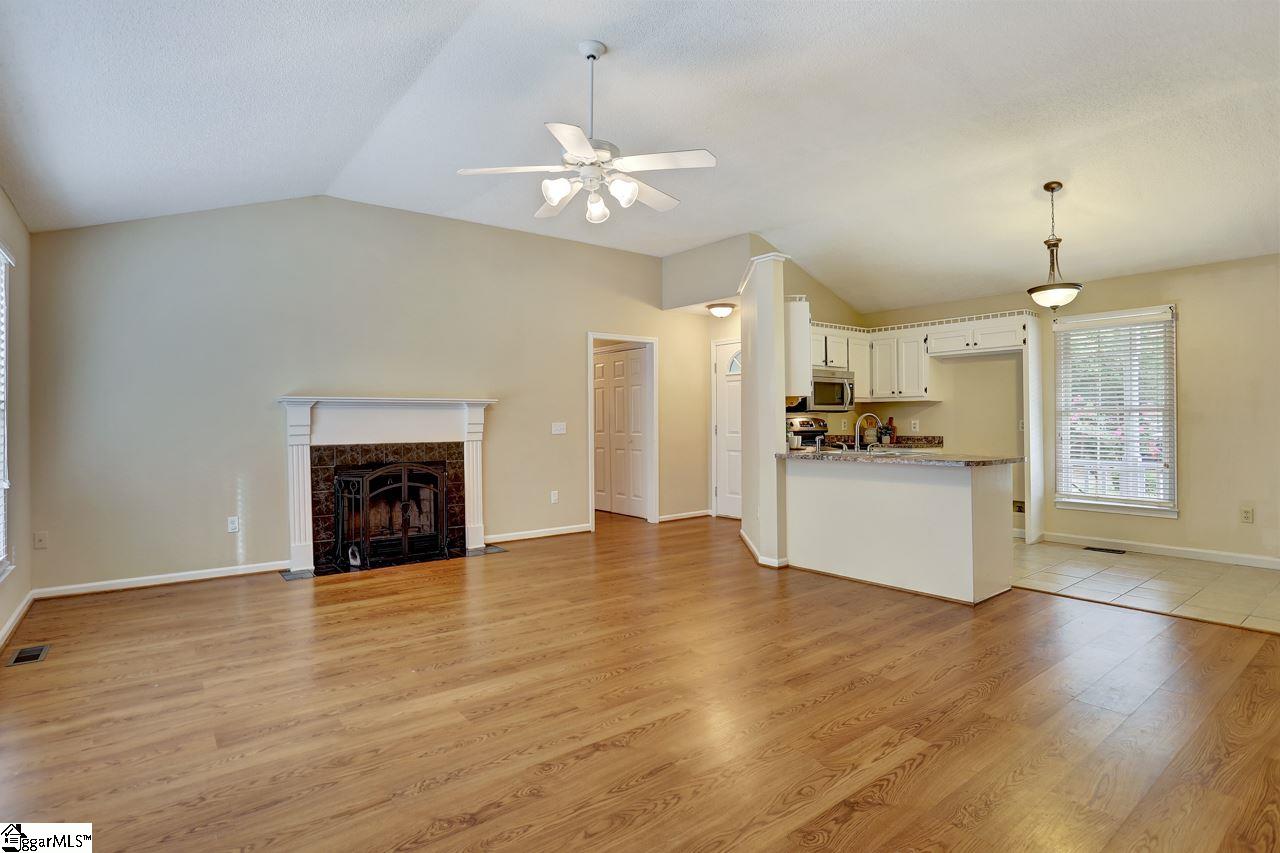 408 Timberview Lane Simpsonville, SC 29681 - Photo 3 of 25 Gallery Image 3