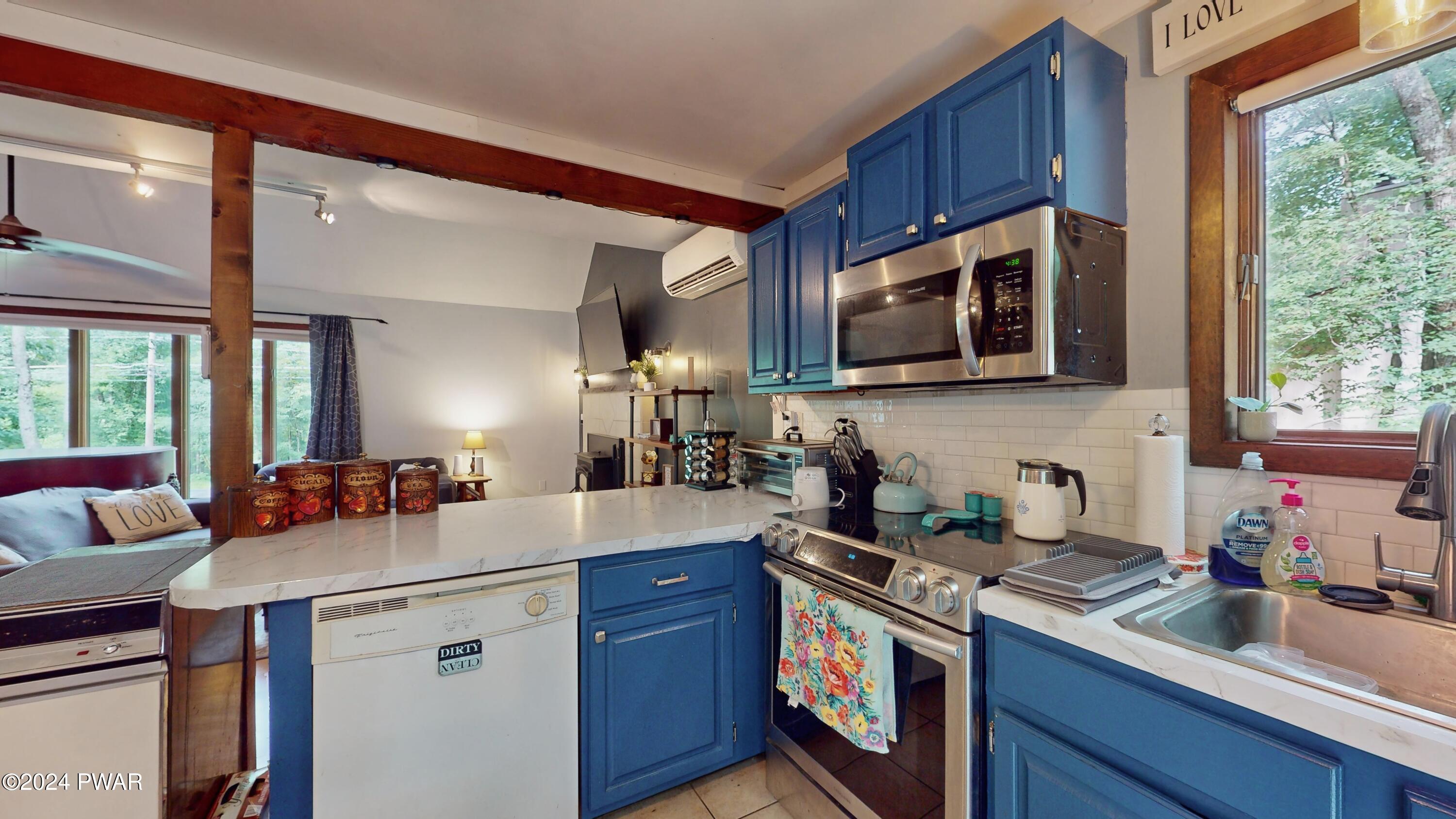 109 Cabin Road Milford, PA 18337 - Photo 12 of 37 109-Cabin-Rd-07242024_074038