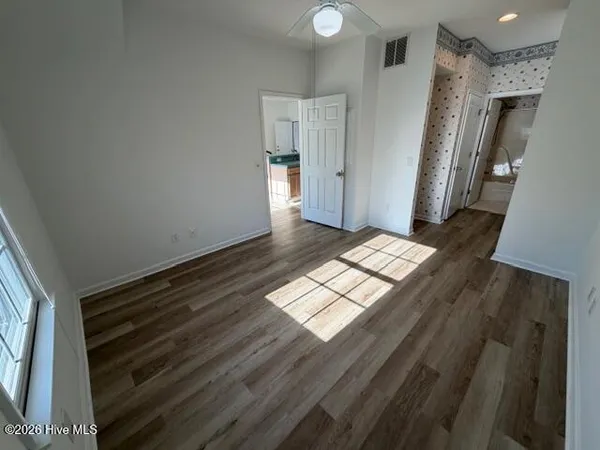 $1,250 | 215 Royal Poste Road, Unit 2702, Sunset Beach, NC 28468