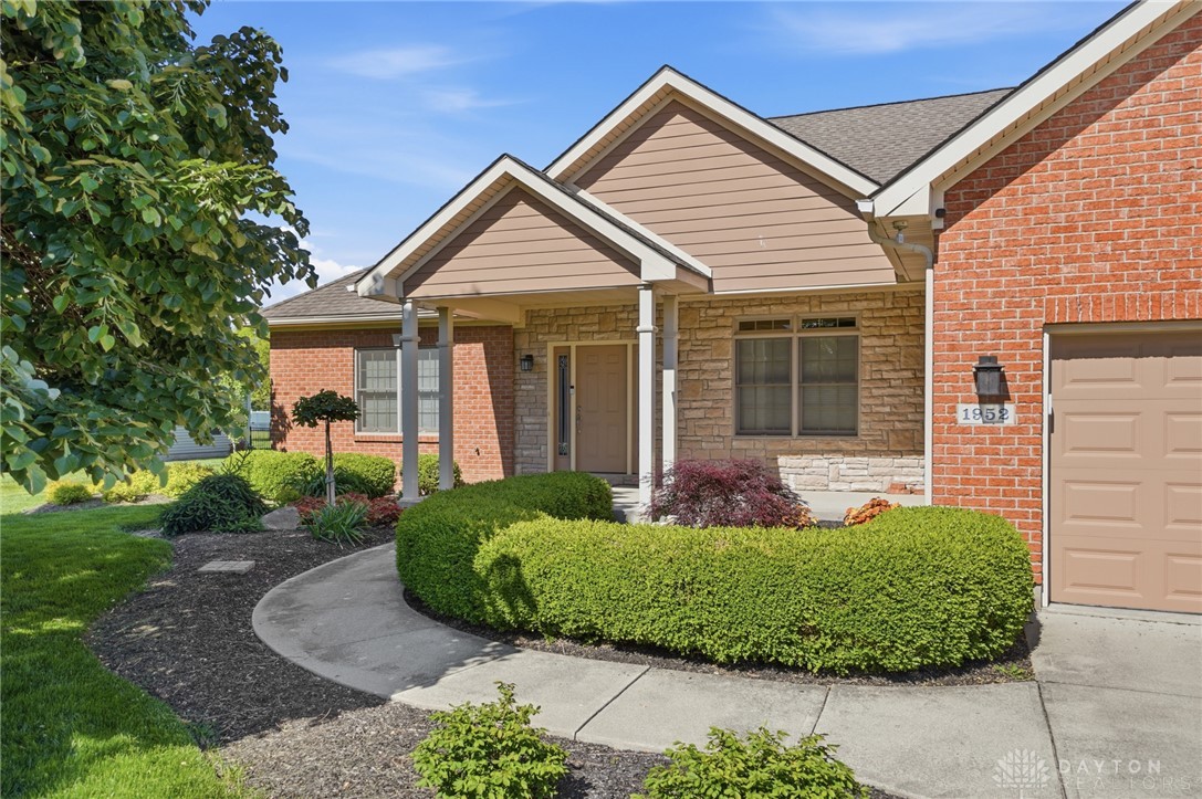 1952 Barnhart Road Troy, OH 45373 - Photo 4 of 83