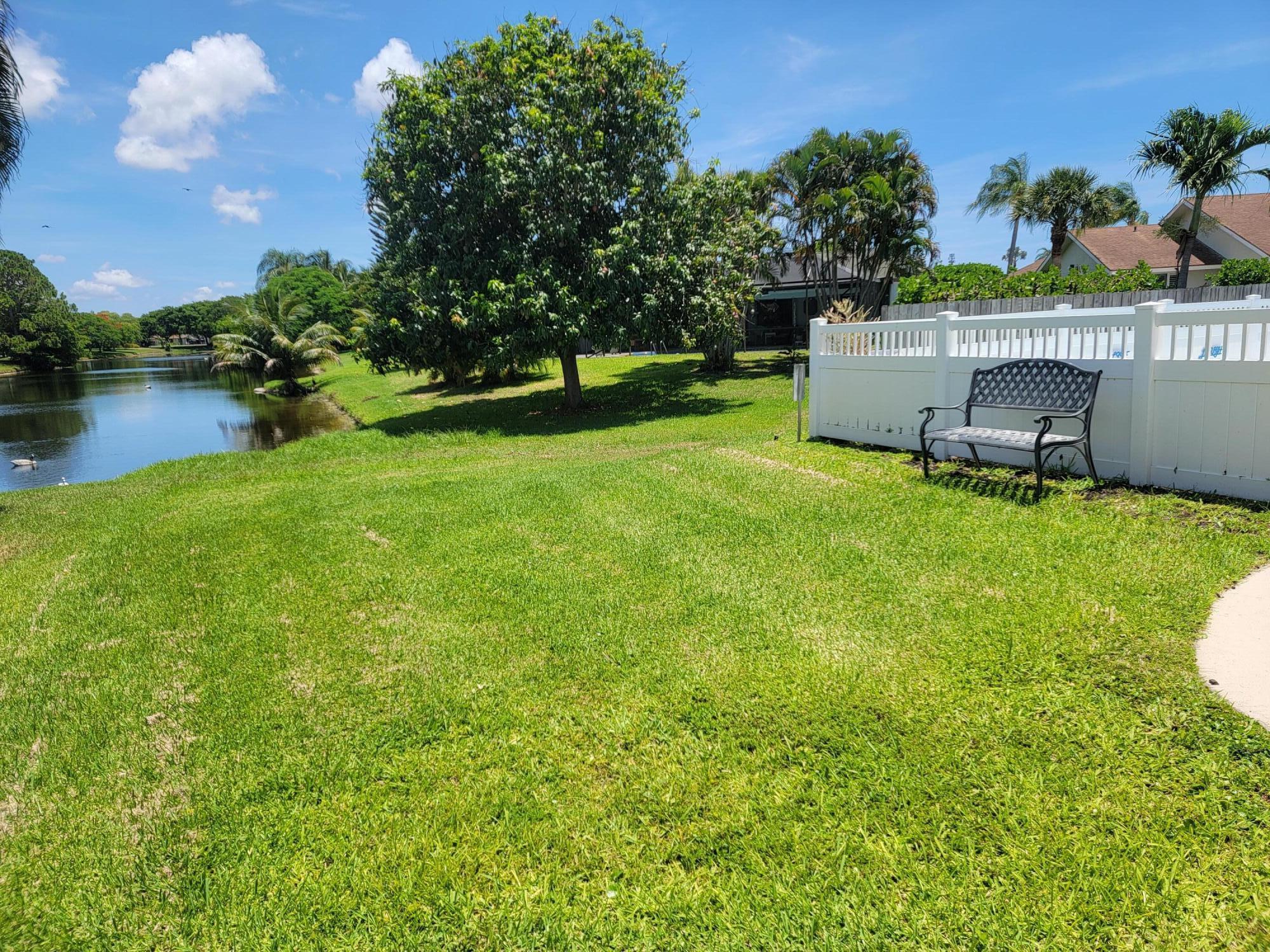27 Vista Del Rio Boynton Beach, FL 33426 - Photo 38 of 45 Side 1