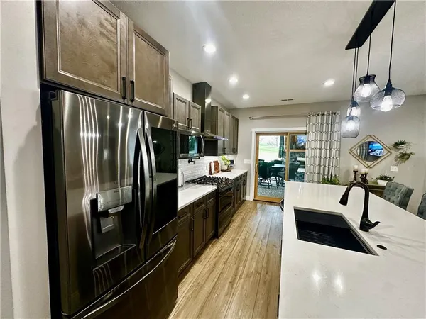 $535,000 | 186 North Sunset Drive, Maryville, MO 64468