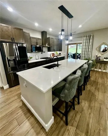 $535,000 | 186 North Sunset Drive, Maryville, MO 64468