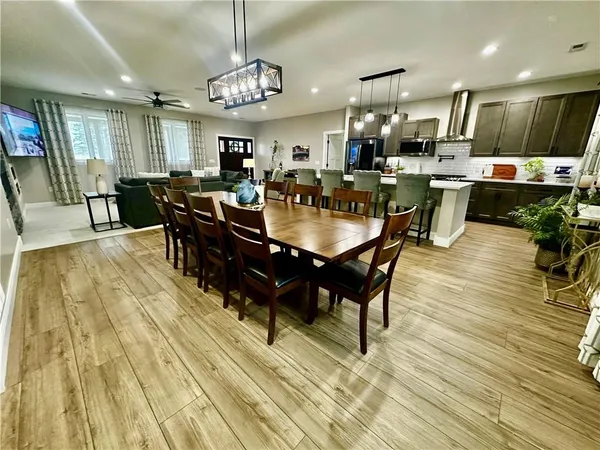 $535,000 | 186 North Sunset Drive, Maryville, MO 64468