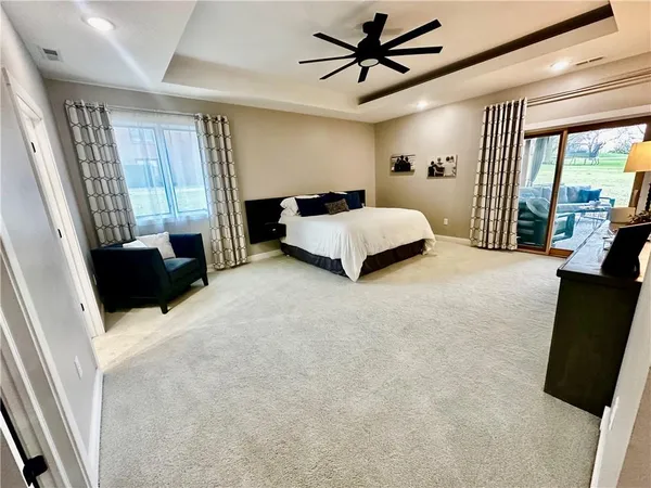 $535,000 | 186 North Sunset Drive, Maryville, MO 64468