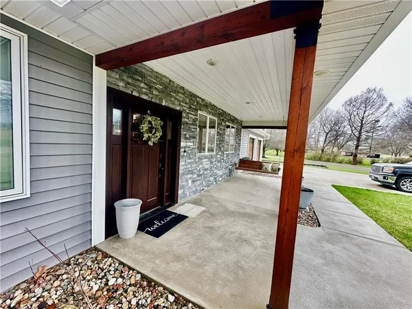 $535,000 | 186 North Sunset Drive, Maryville, MO 64468