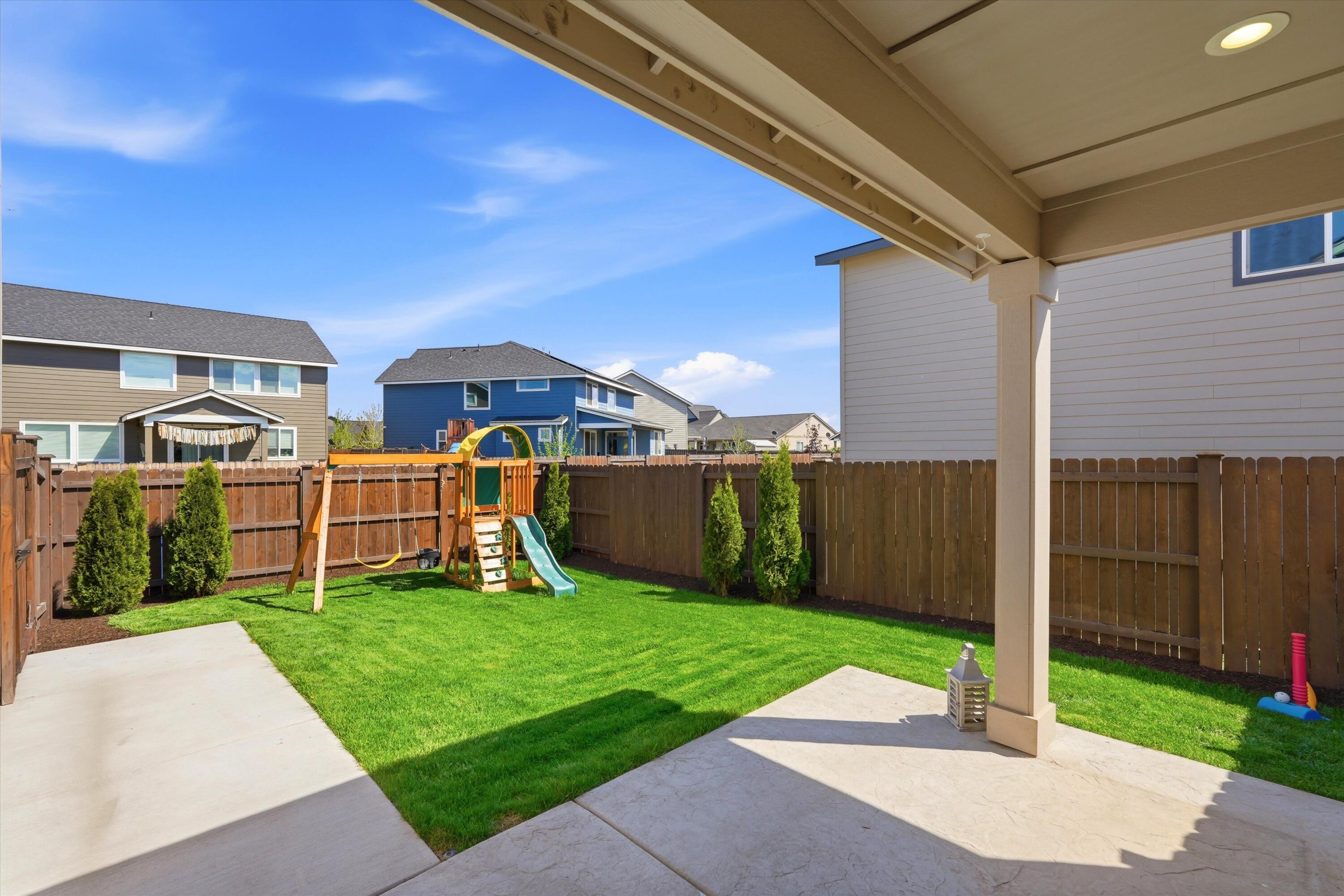 748 Northwest 27th Street Redmond, OR 97756 - Photo 33 of 41 Backyard