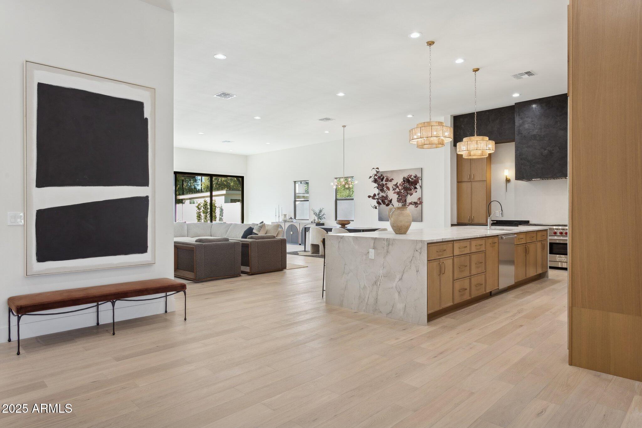 4512 North 38th Street Phoenix, AZ 85018 - Photo 5 of 35 Great Room/Kitchen