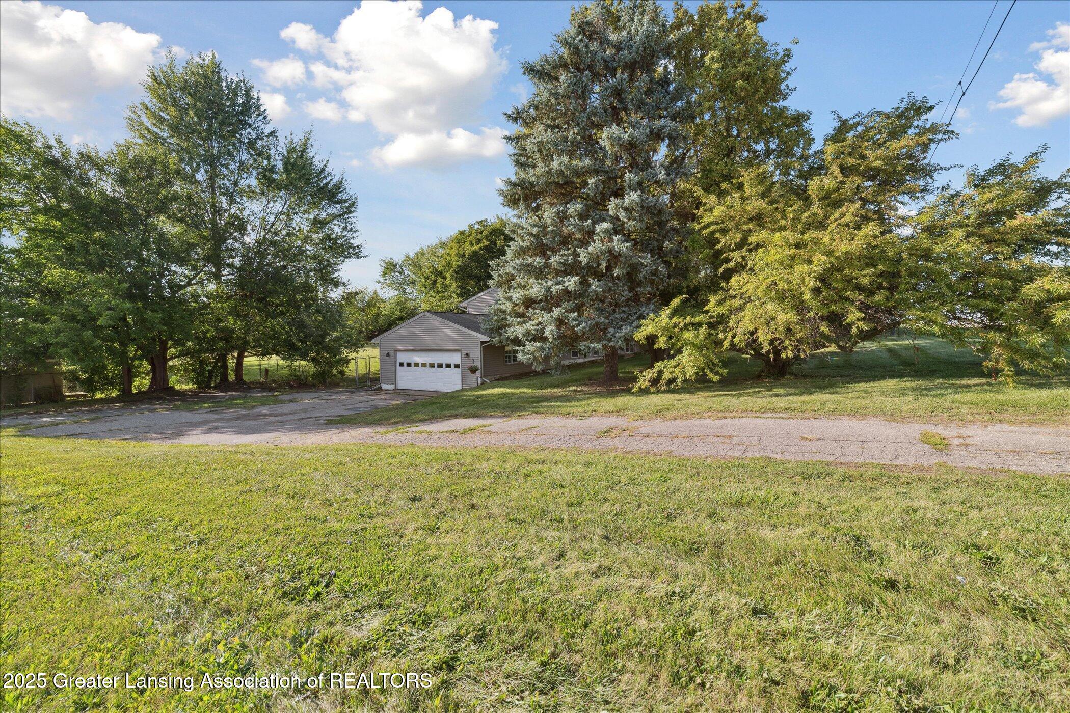 15364 Wright Road Grand Ledge, MI 48837 - Photo 41 of 62 41-15364-S-Wright-Rd-Grand-Ledge-MI-4883