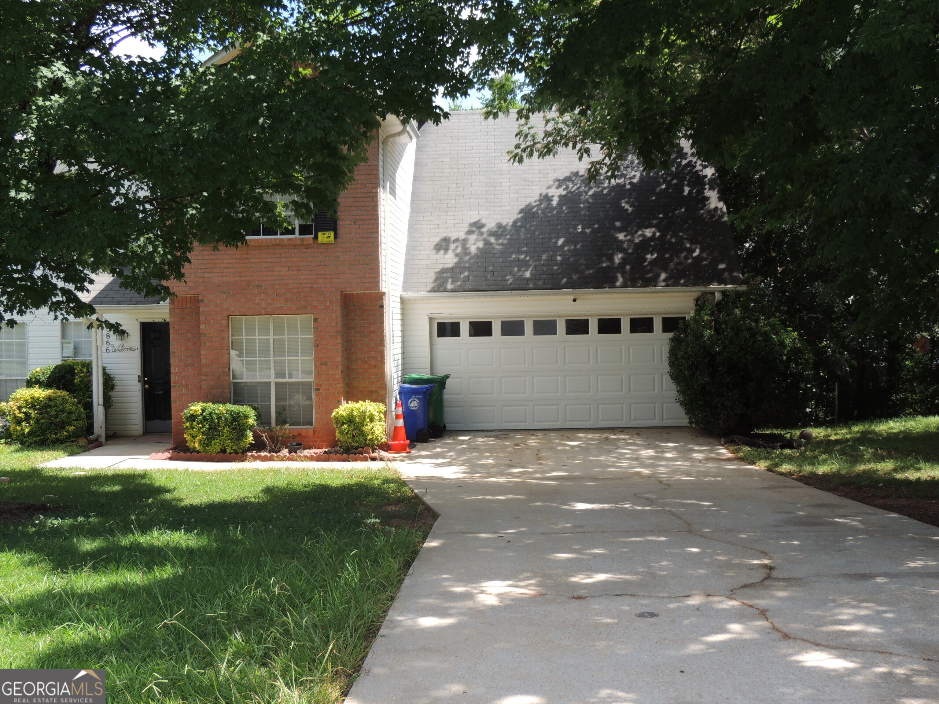 5866 Crescent Ridge Court Lithonia, GA 30058 - Photo 2 of 38