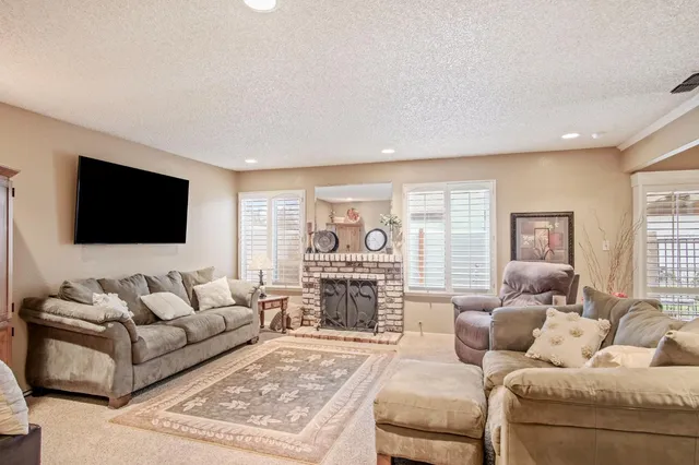 $405,000 | 1816 Plaza De Maria, Modesto, CA 95350