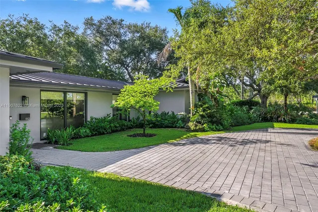 $12,000 | 15121 Southwest 69th Court, Palmetto Bay, FL 33158