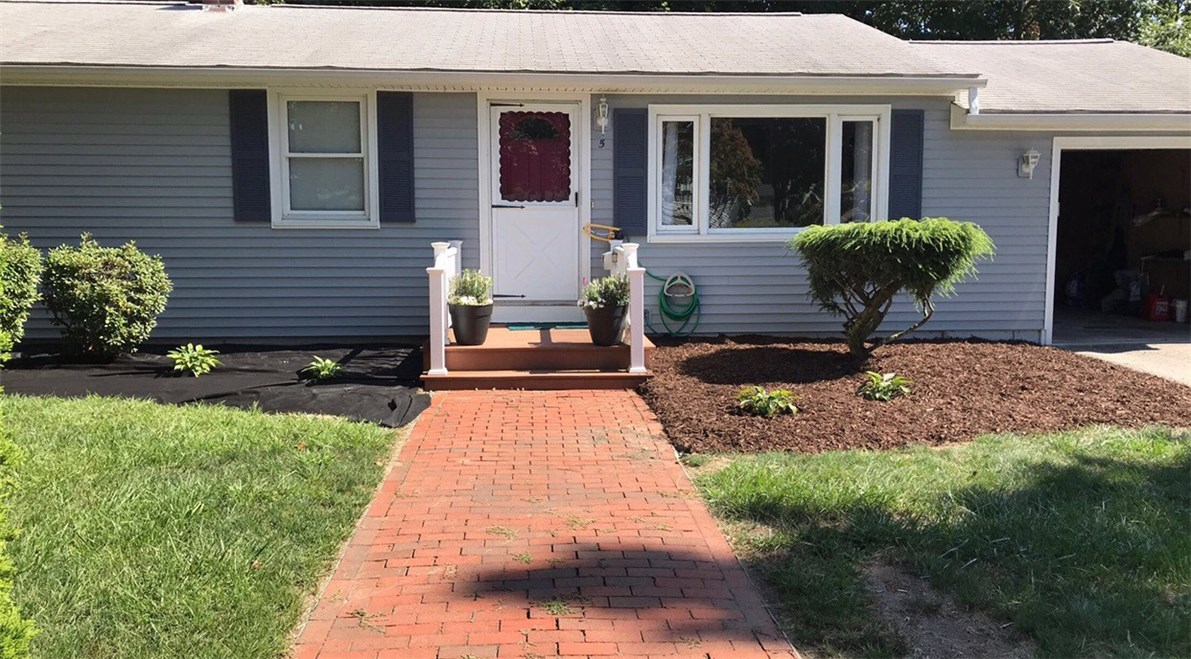 5 Quail Hollow Road Cranston, RI 02920 - Photo 34 of 36 Gallery Image 34
