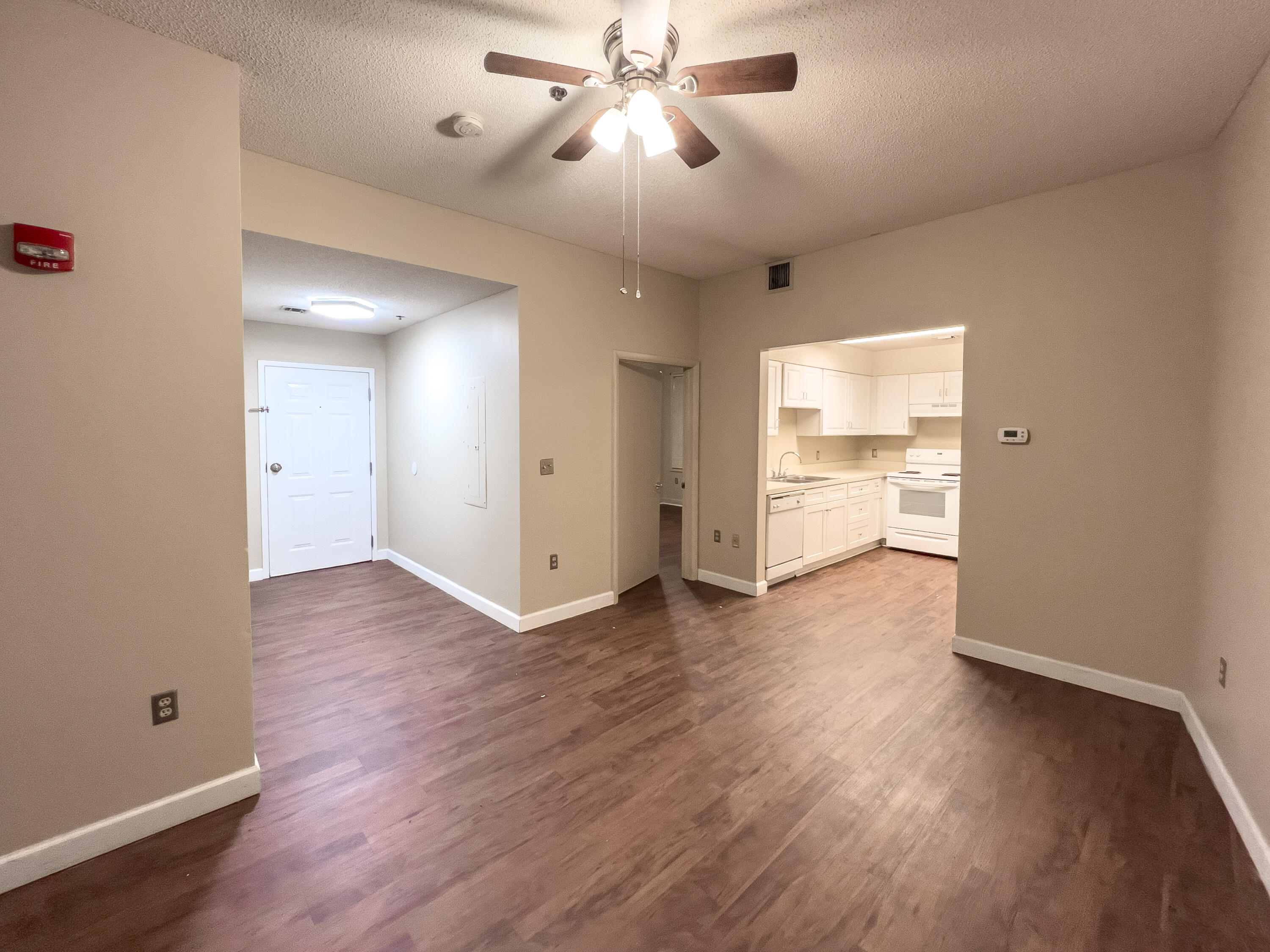 151 Calhoun Street, Unit A Charleston, SC 29401 - Photo 8 of 12 IMG_2364