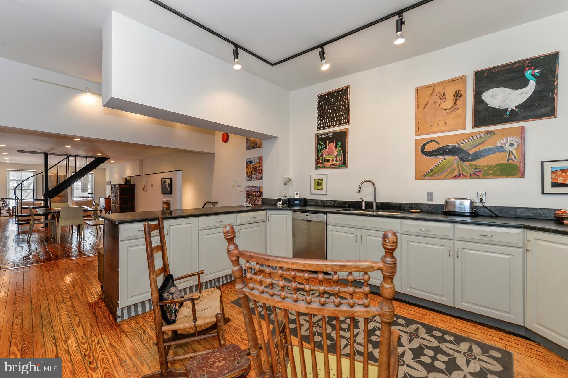 39 North 3rd Street Philadelphia, PA 19106 - Photo 14 of 49 Kitchen