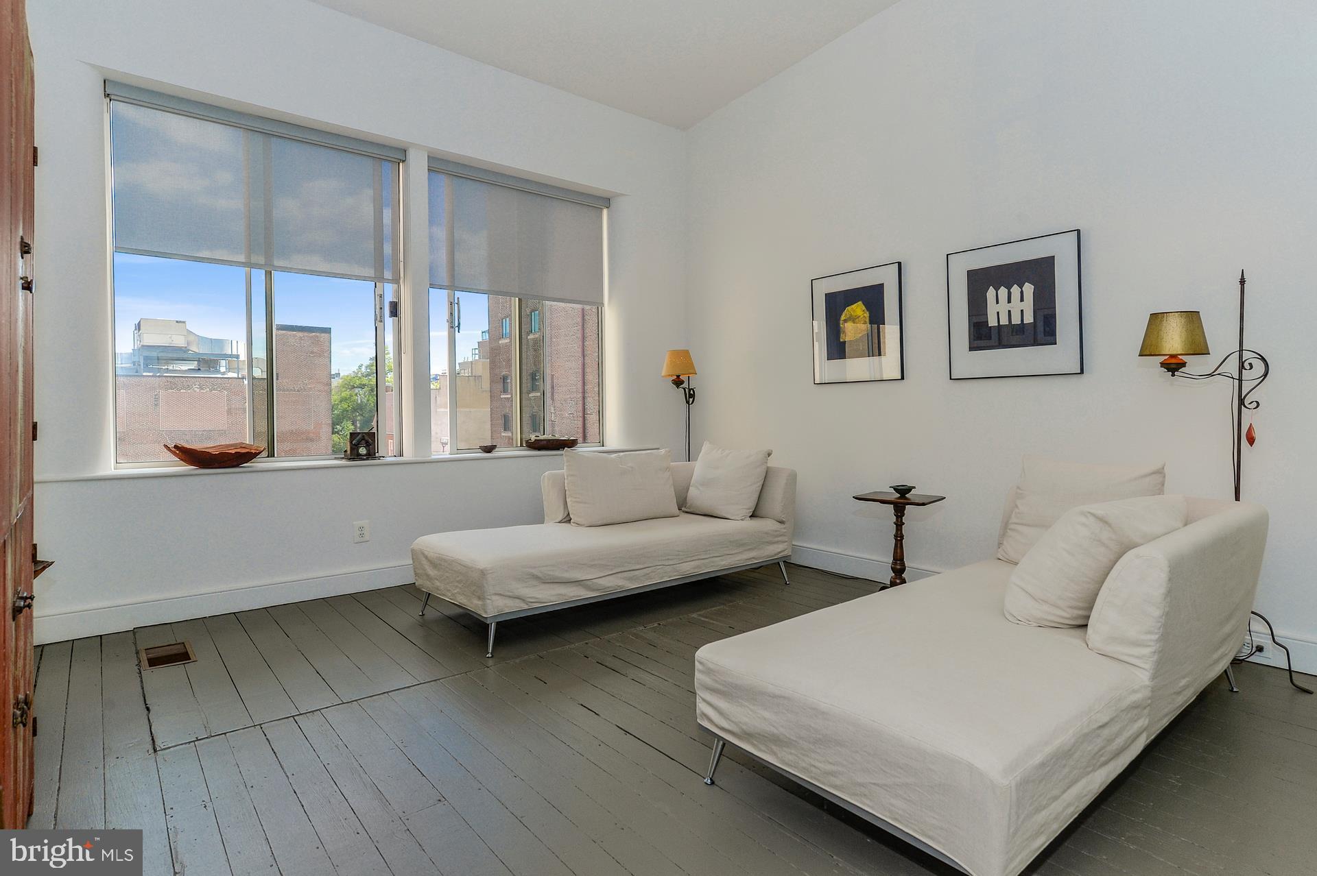 39 North 3rd Street Philadelphia, PA 19106 - Photo 21 of 49 Sitting Room