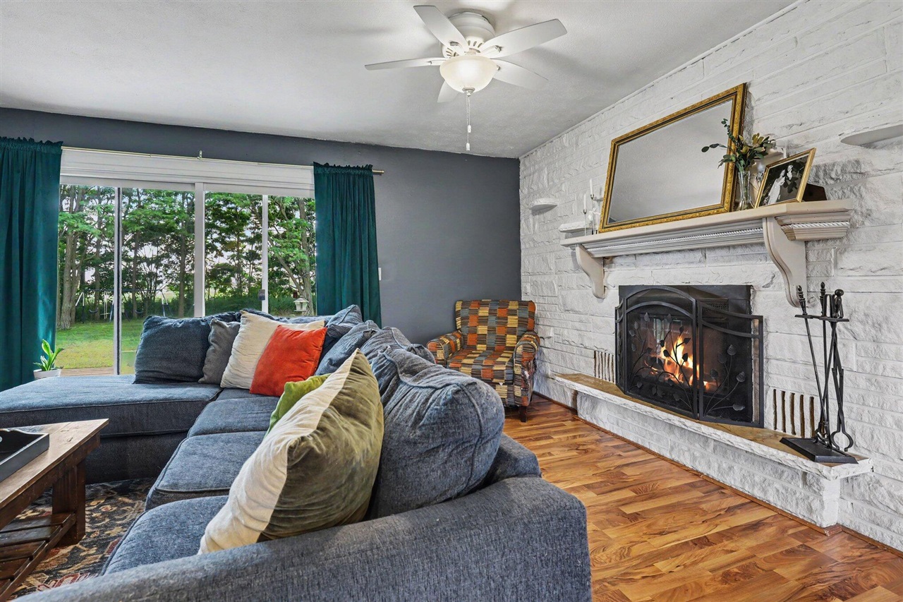 315 West Tuttle Road Ionia, MI 48846 - Photo 3 of 16