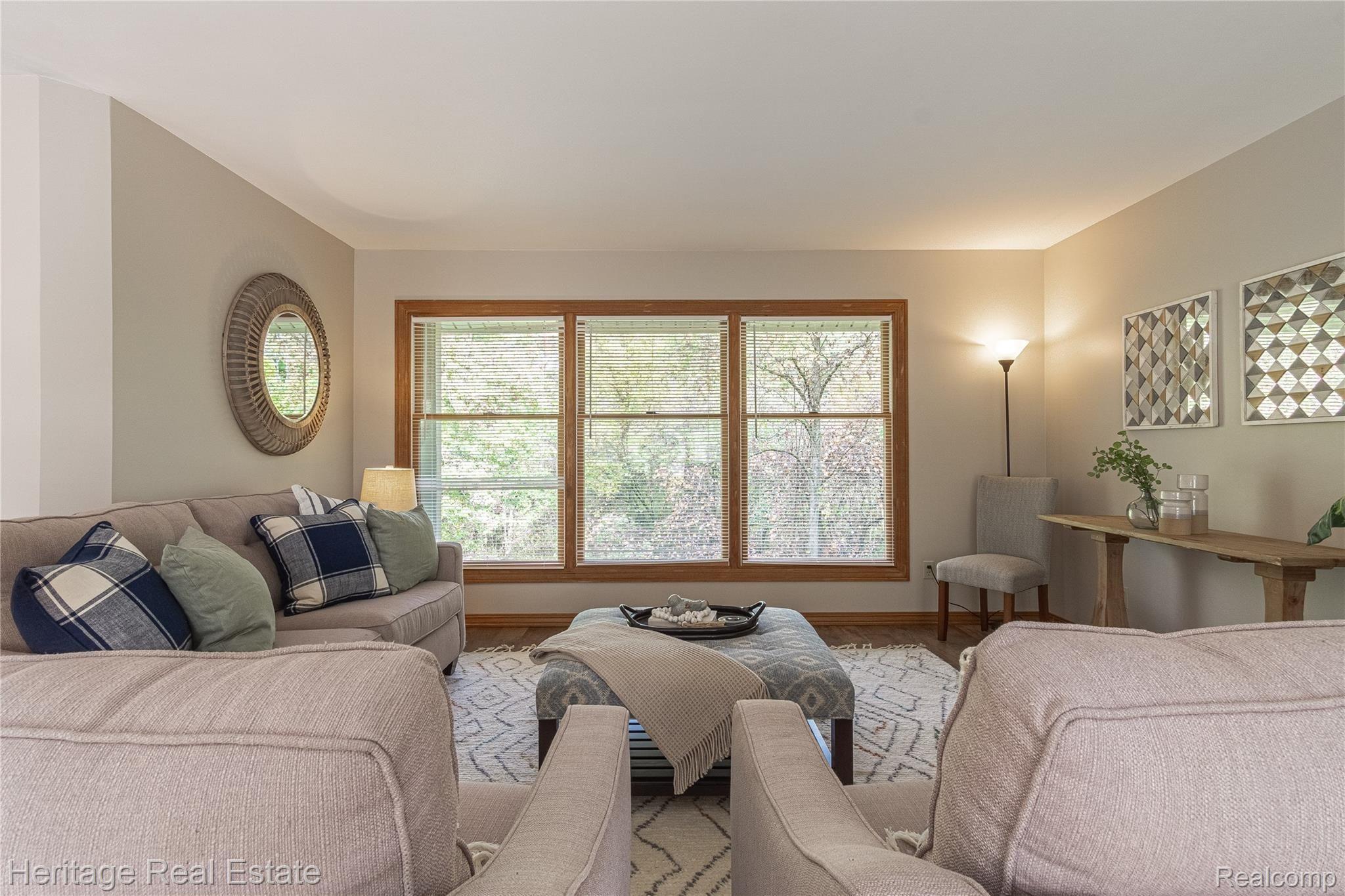 5717 General Squier Road Dryden, MI 48428 - Photo 9 of 30 Interiors (5 of 49).jpg