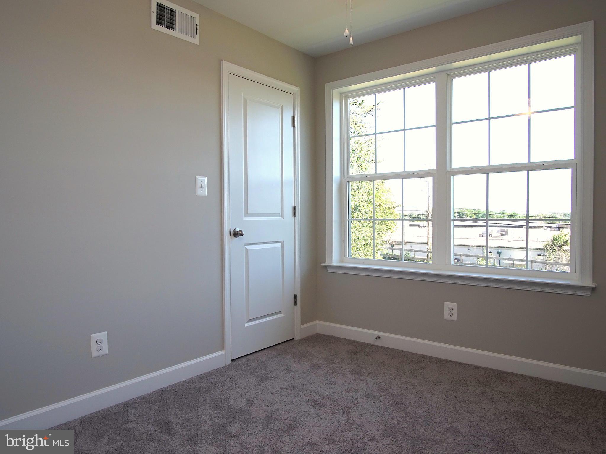 1137 Odenton Road Odenton, MD 21113 - Photo 22 of 34 Gallery Image 22