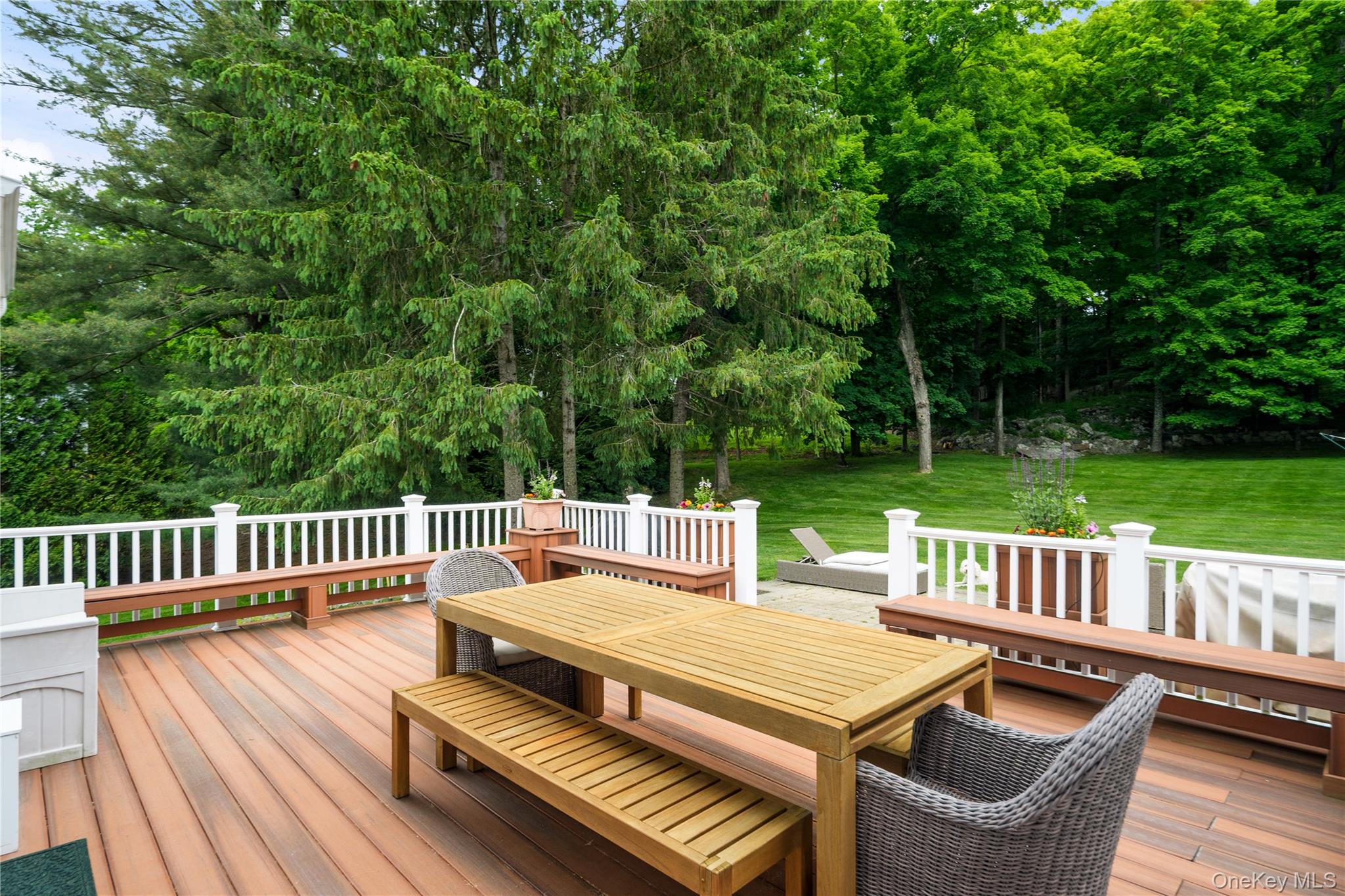 16 Fox Den Road Mount Kisco, NY 10549 - Photo 9 of 44 Composite deck with built-in benches
