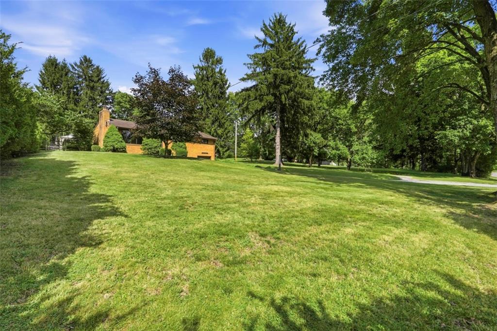 5520 Clearview Road Gibsonia, PA 15044 - Photo 46 of 48 Front Yard