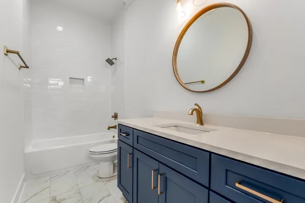 $3,995 | 1408 Lischey Avenue, Unit C, Nashville, TN 37207