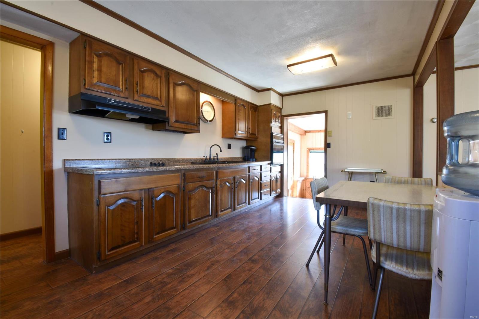 15222 Circle Drive Gillespie, IL 62033 - Photo 9 of 36