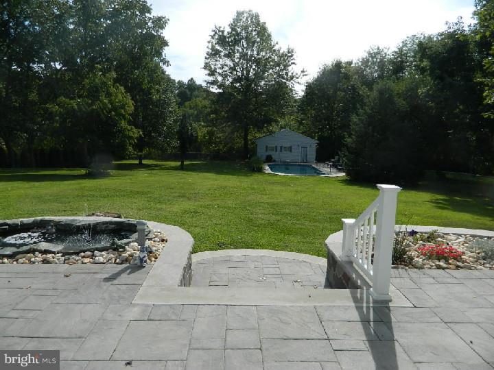 44 Georgetown Road Bordentown, NJ 08505 - Photo 18 of 25 Patio