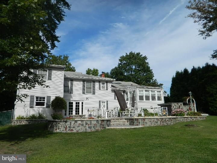 44 Georgetown Road Bordentown, NJ 08505 - Photo 22 of 25 Exterior Back