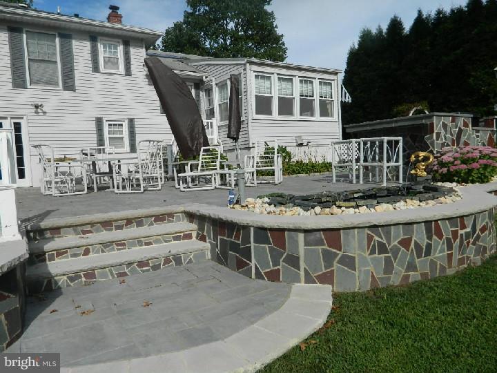 44 Georgetown Road Bordentown, NJ 08505 - Photo 24 of 25 Patio