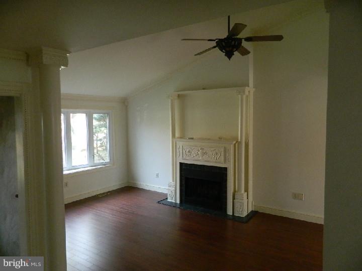 44 Georgetown Road Bordentown, NJ 08505 - Photo 4 of 25 Gallery Image 4
