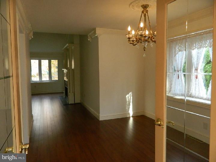 44 Georgetown Road Bordentown, NJ 08505 - Photo 5 of 25 Gallery Image 5