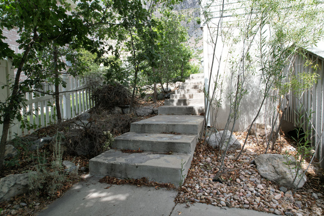 1083 North 700 East Springville, UT 84663 - Photo 48 of 54 Steps from parking to basement entrance