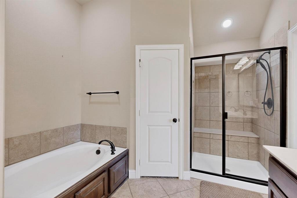 135 Hillcrest Way Crandall, TX 75114 - Photo 17 of 34