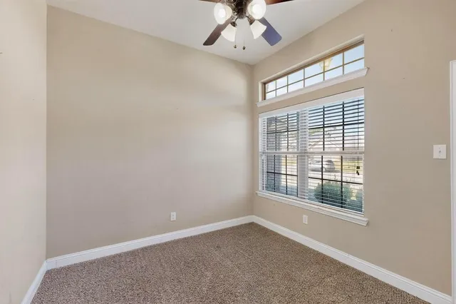 $305,000 | 135 Hillcrest Way, Crandall, TX 75114