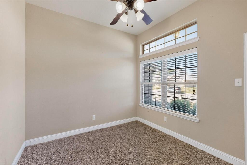 135 Hillcrest Way Crandall, TX 75114 - Photo 18 of 34