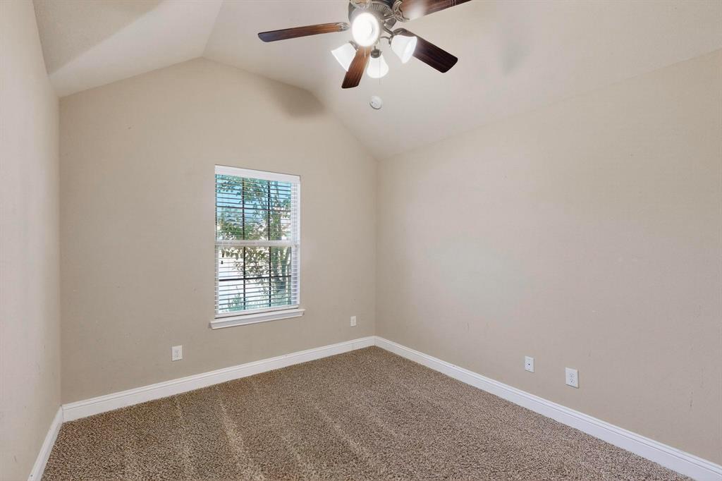 135 Hillcrest Way Crandall, TX 75114 - Photo 19 of 34