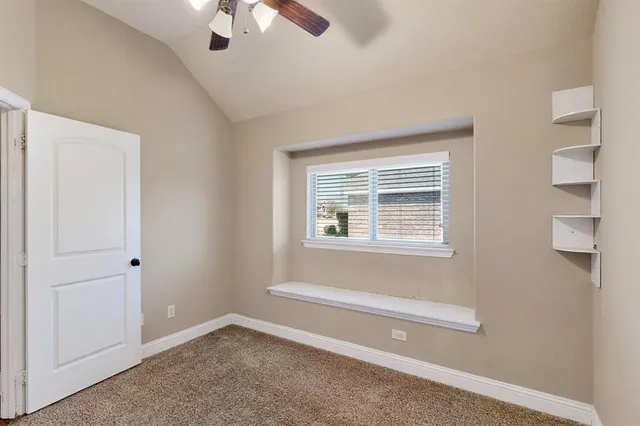 $305,000 | 135 Hillcrest Way, Crandall, TX 75114