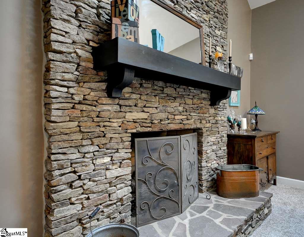 727 Carriage Hill Road Simpsonville, SC 29681 - Photo 11 of 27 Gallery Image 11
