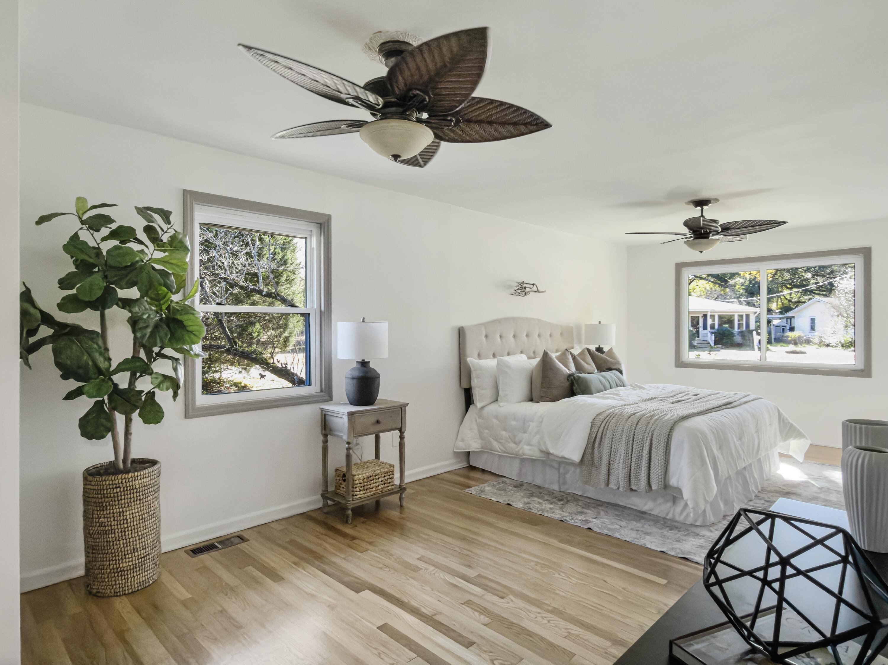 1318 Foster Street Charleston, SC 29407 - Photo 11 of 39 Photo Dec 20 2025, 12 56 38 PM