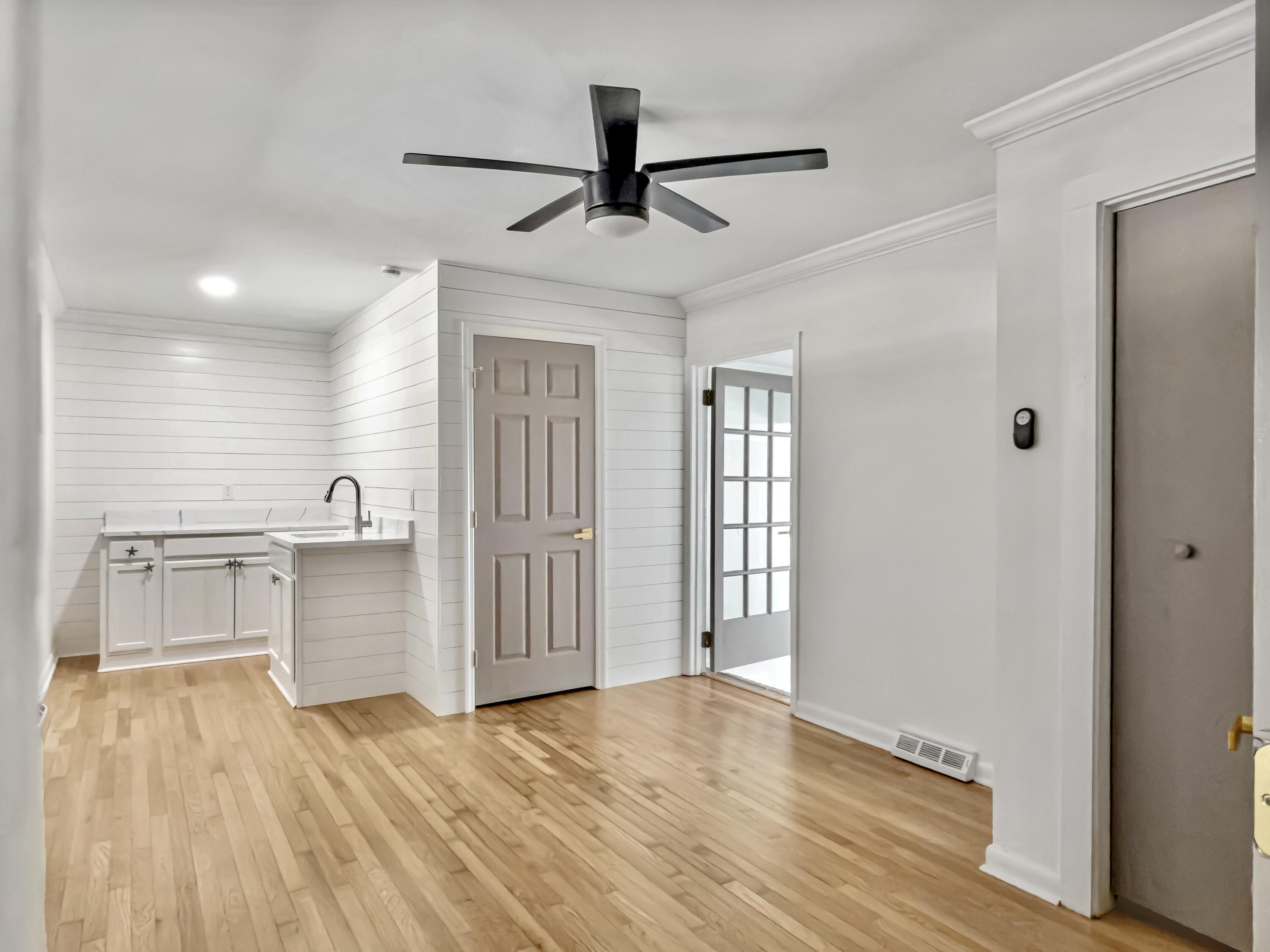 1318 Foster Street Charleston, SC 29407 - Photo 21 of 39 Photo Apr 02 2026, 11 21 57 AM