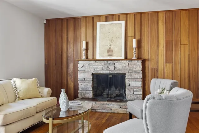 $898,000 | 176 Old Billerica Road, Bedford, MA 01730