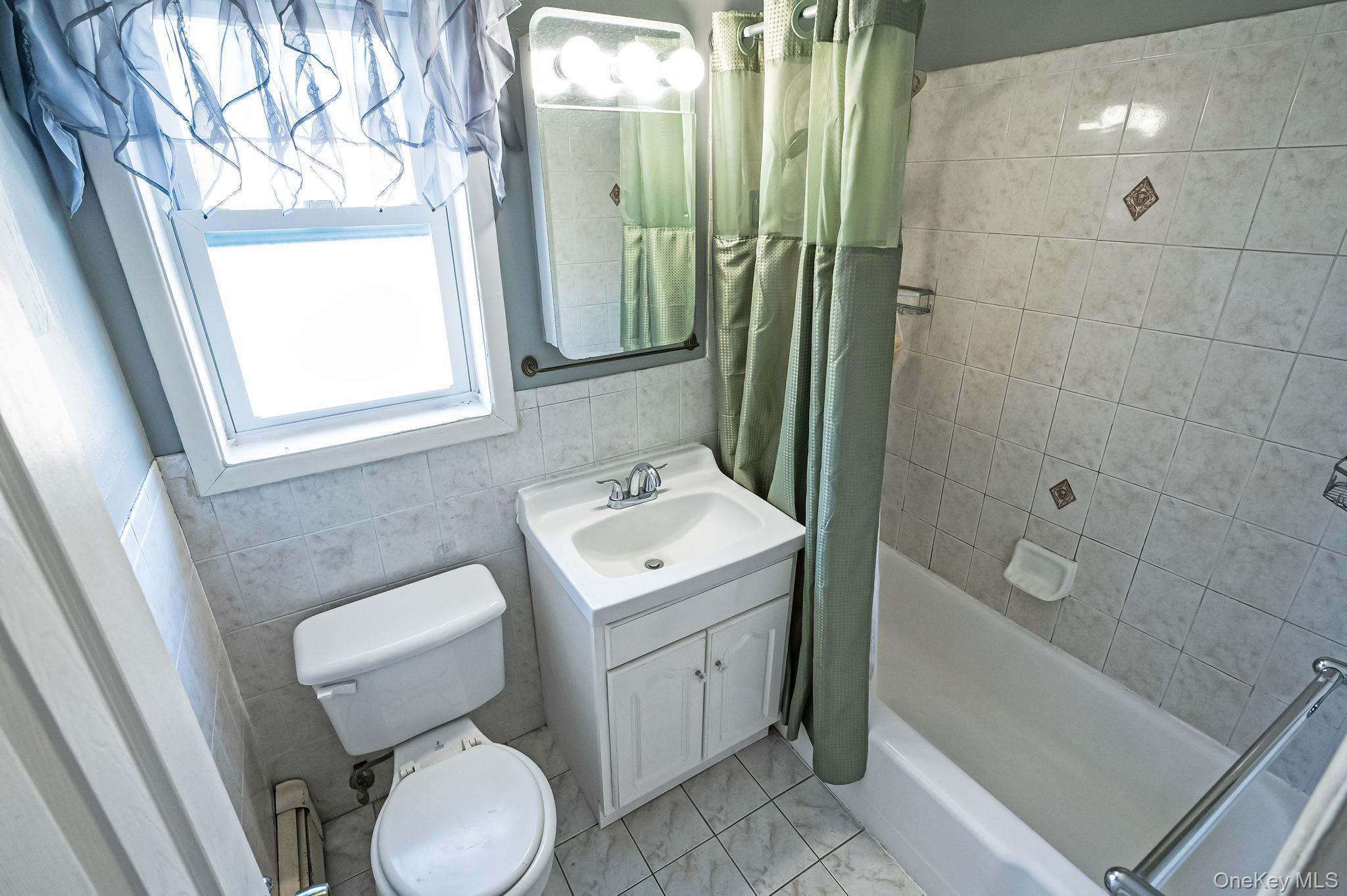 41 Arch Lane, Unit 2B Islip, NY 11751 - Photo 16 of 16