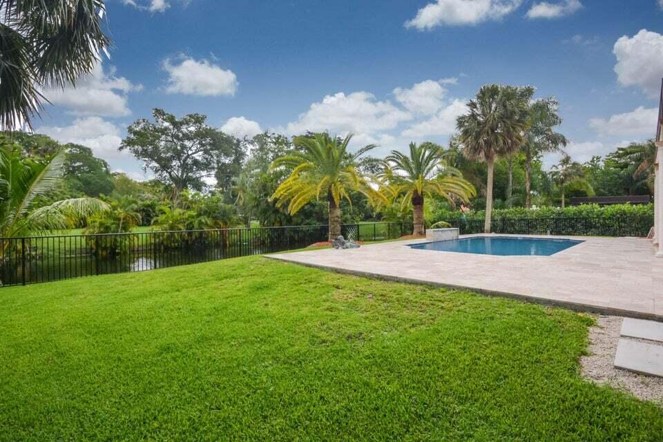 934 Southwest 21st Way Boca Raton, FL 33486 - Photo 23 of 25 a view of a park