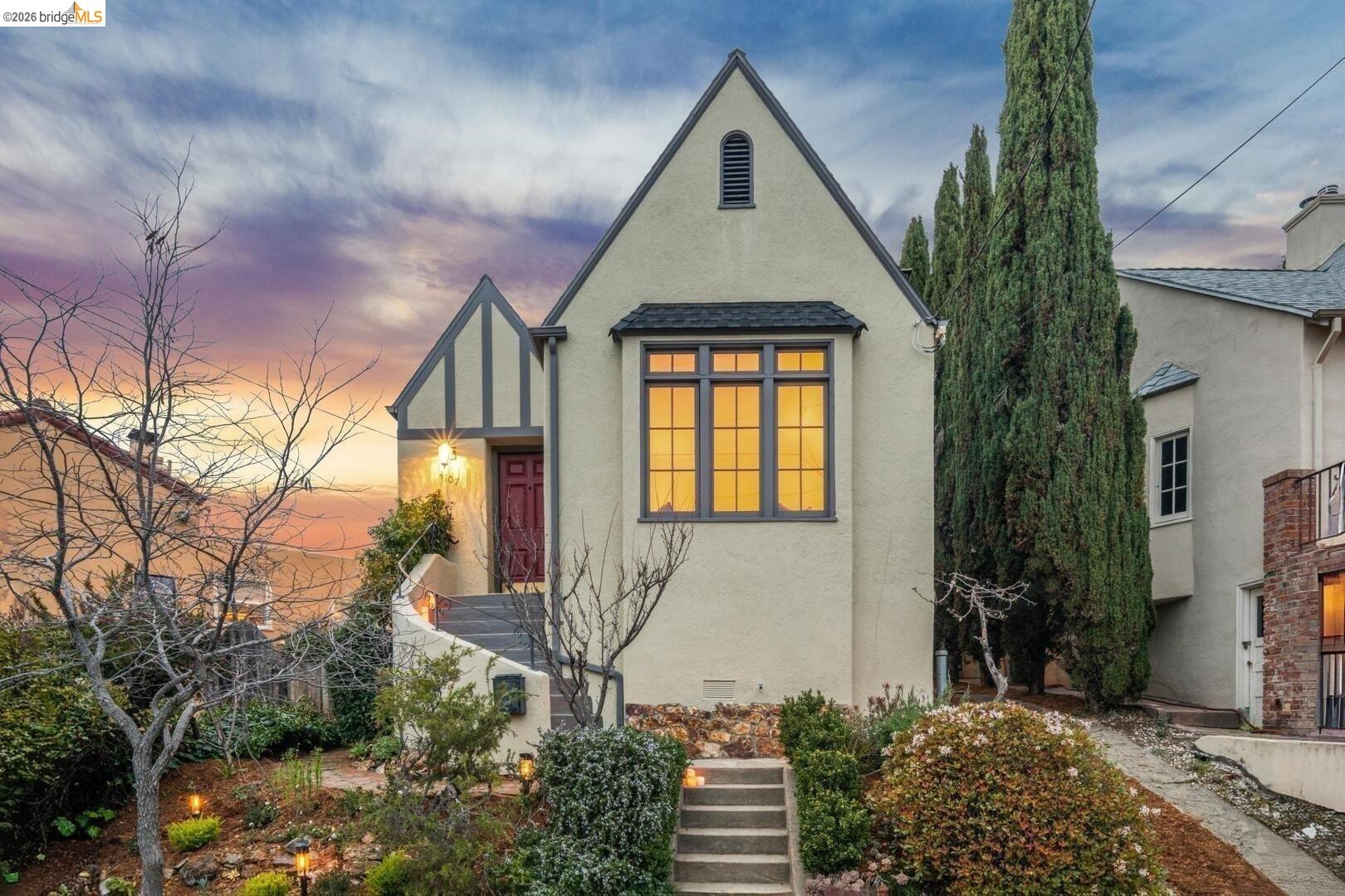 4107 Lyman Road Oakland, CA 94602 - Photo 2 of 57