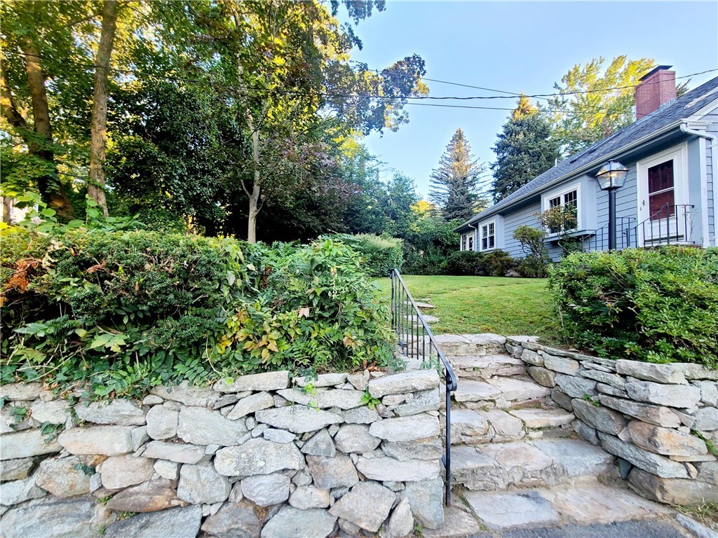 41 Cobble Hill Road Lincoln, RI 02865 - Photo 2 of 31 exterior