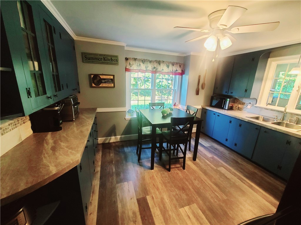 41 Cobble Hill Road Lincoln, RI 02865 - Photo 6 of 31 kitchen