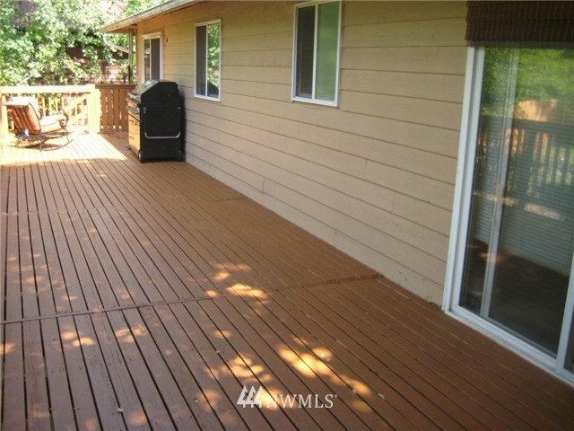 17826 Brook Boulevard Bothell, WA 98012 - Photo 23 of 25