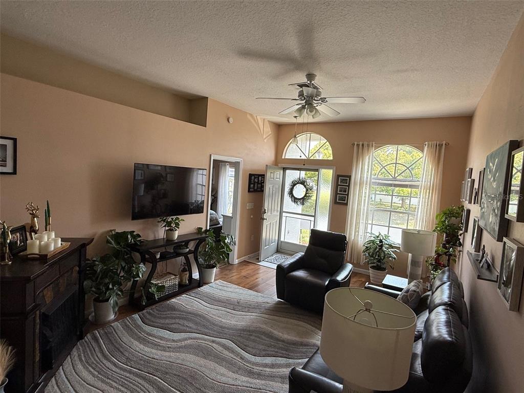 4147 La Pasida Lane New Port Richey, FL 34655 - Photo 4 of 54